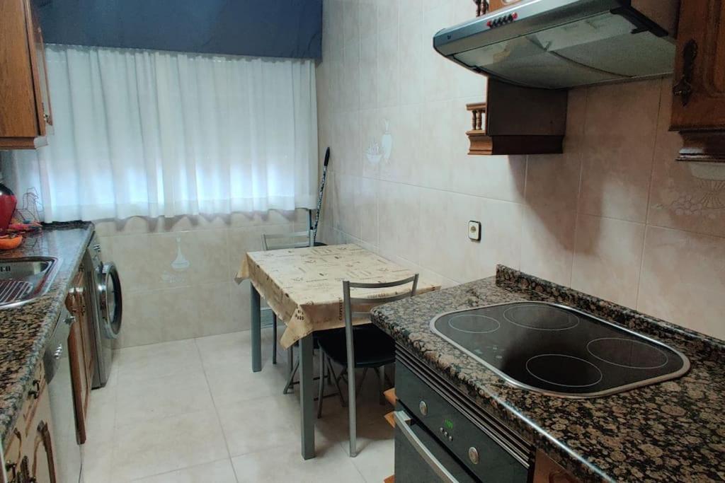 Acogedor Apartamento En Pontedeume المظهر الخارجي الصورة